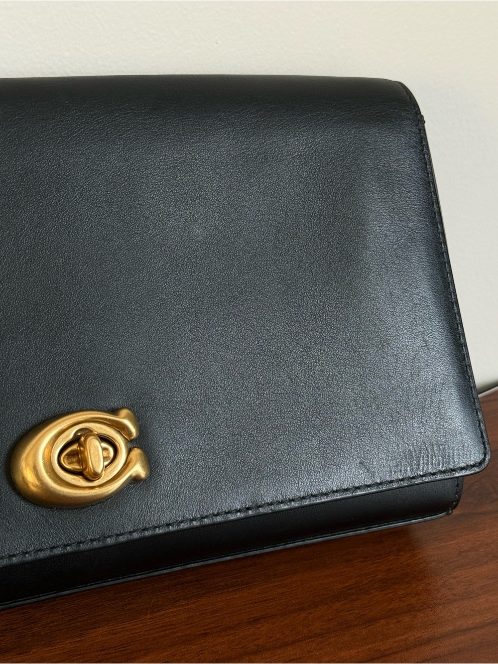 Coach Black Leather Clutch with Gold Turnlock - Picture 2 of 16